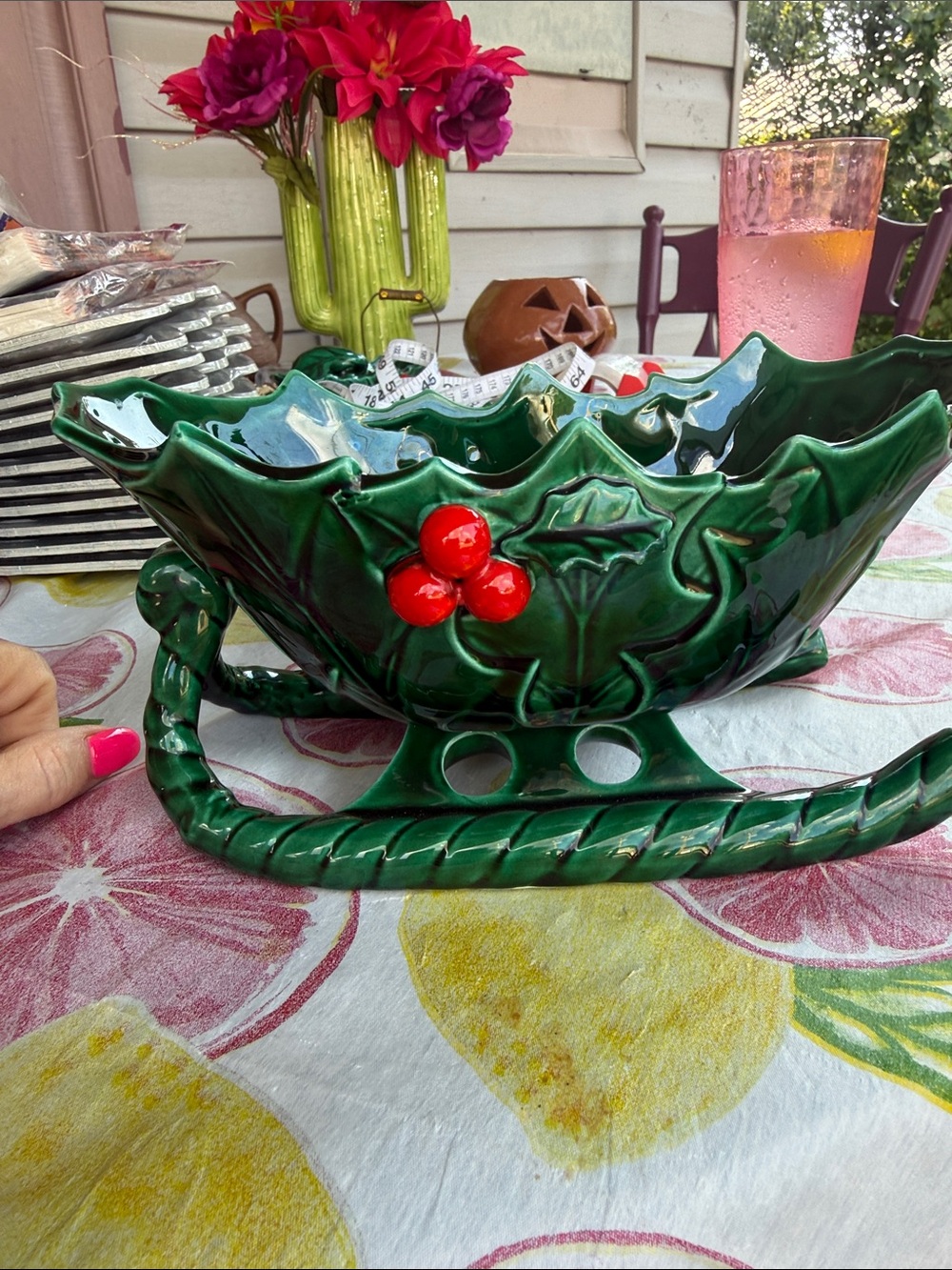 Vintage Lefton Christmas Sleigh Planter 8.5 x 4 x 4” mint condition 1950-70